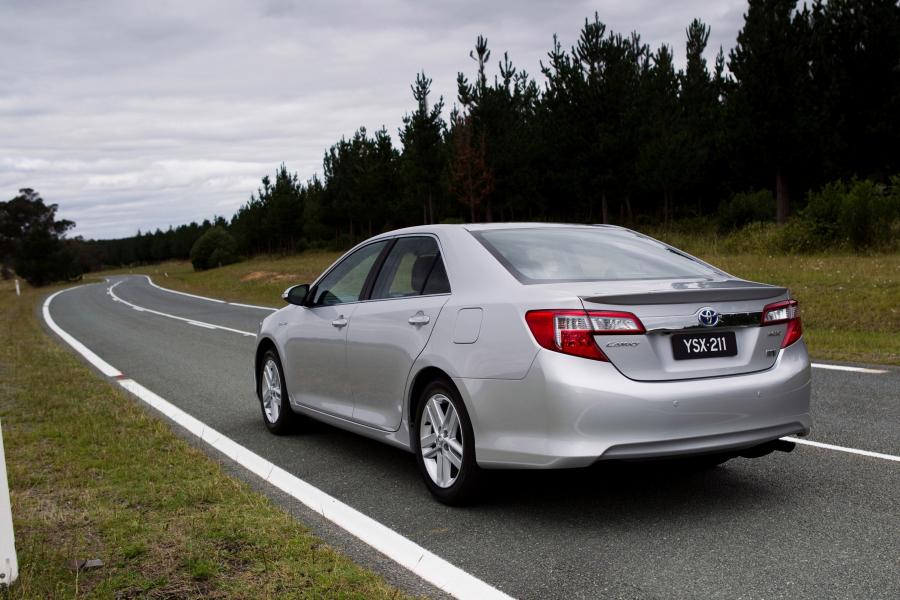  Toyota Camry Hybrid Trifecta 2012 года  (фото 10 из 14)